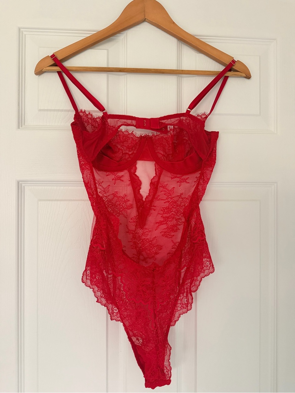Victoria’s Secret Red Lace Teddy 34B - Picture 7 of 7